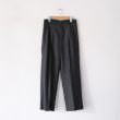 auraleewomens-26awsuperlightwooltwo-tuckslacks