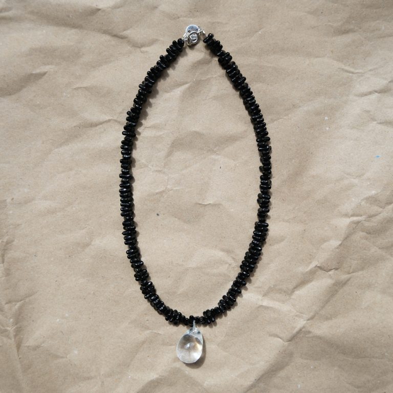 sisijoia-blackclearcorailnecklace