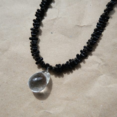 sisijoia-blackclearcorailnecklace