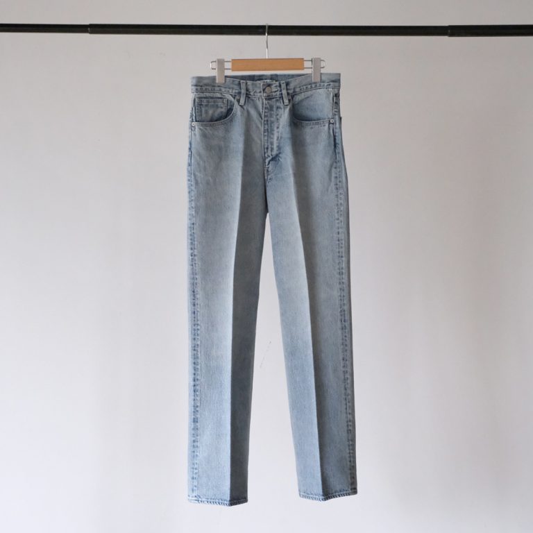 auralee-fadedheavydenimcenterpleatedpants