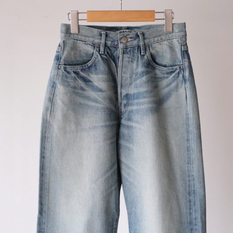auraleewomens-26awselvedgefadedheavydenimpants